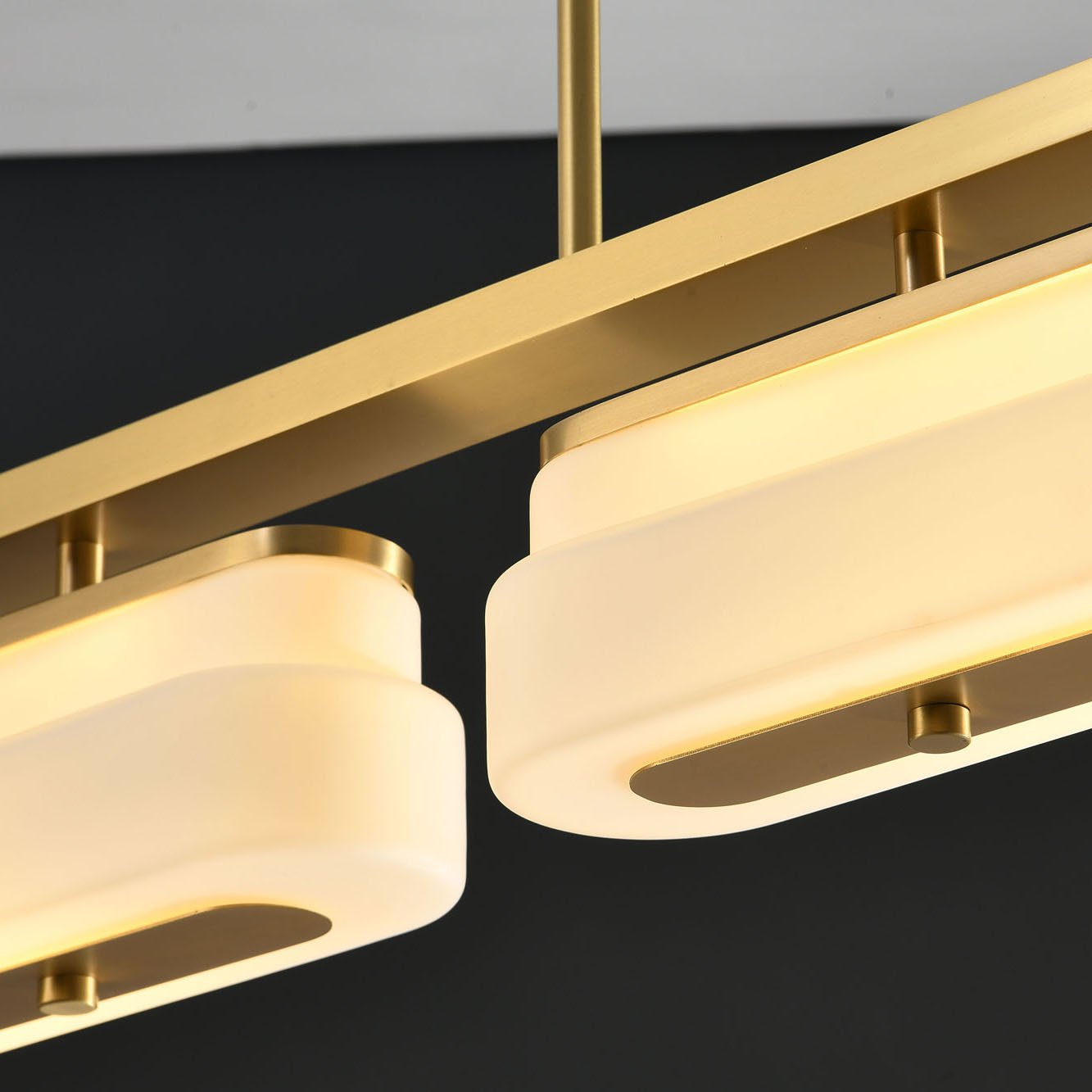 Spate Pendant Lamp.