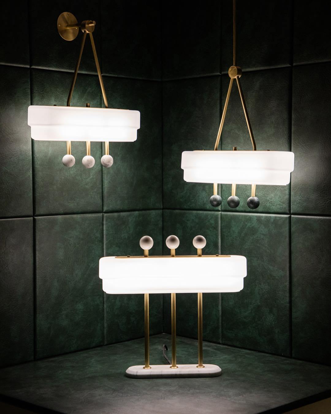 Spate wall light