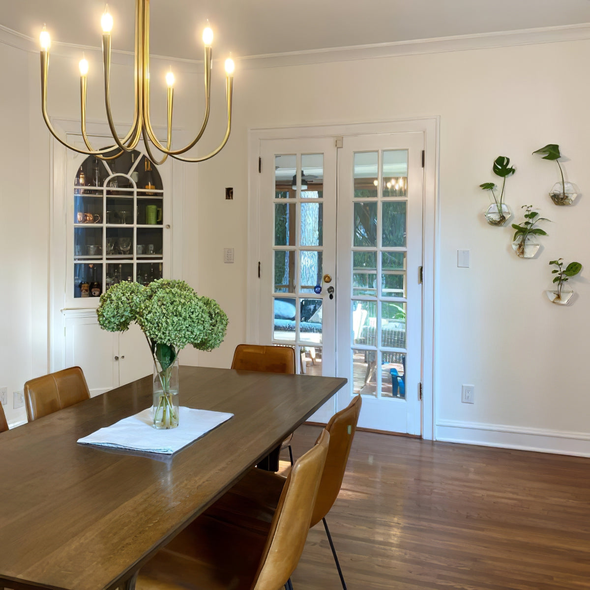 Swoop-Arm-Kronleuchter