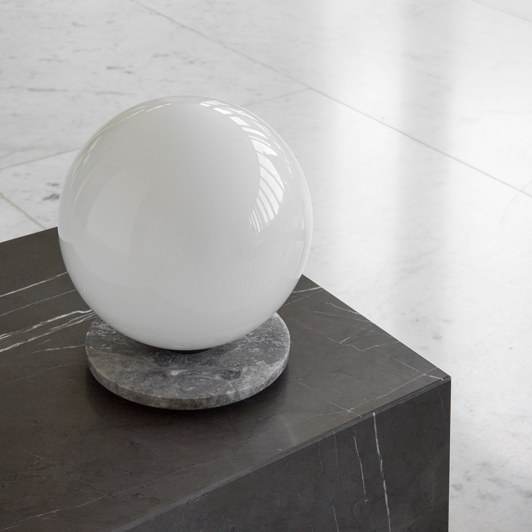 TR Bulb Table Lamp