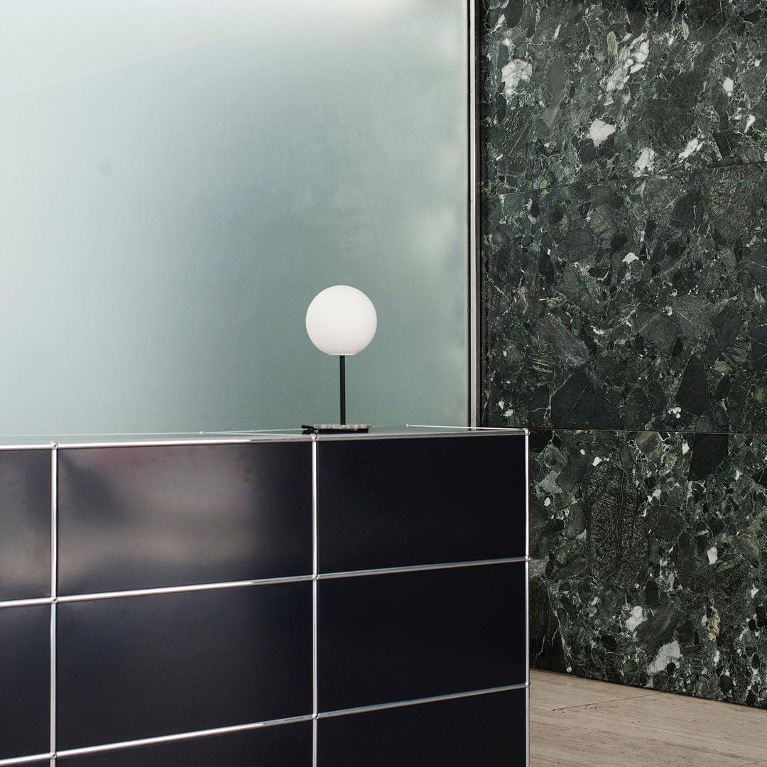 TR Bulb Table Lamp