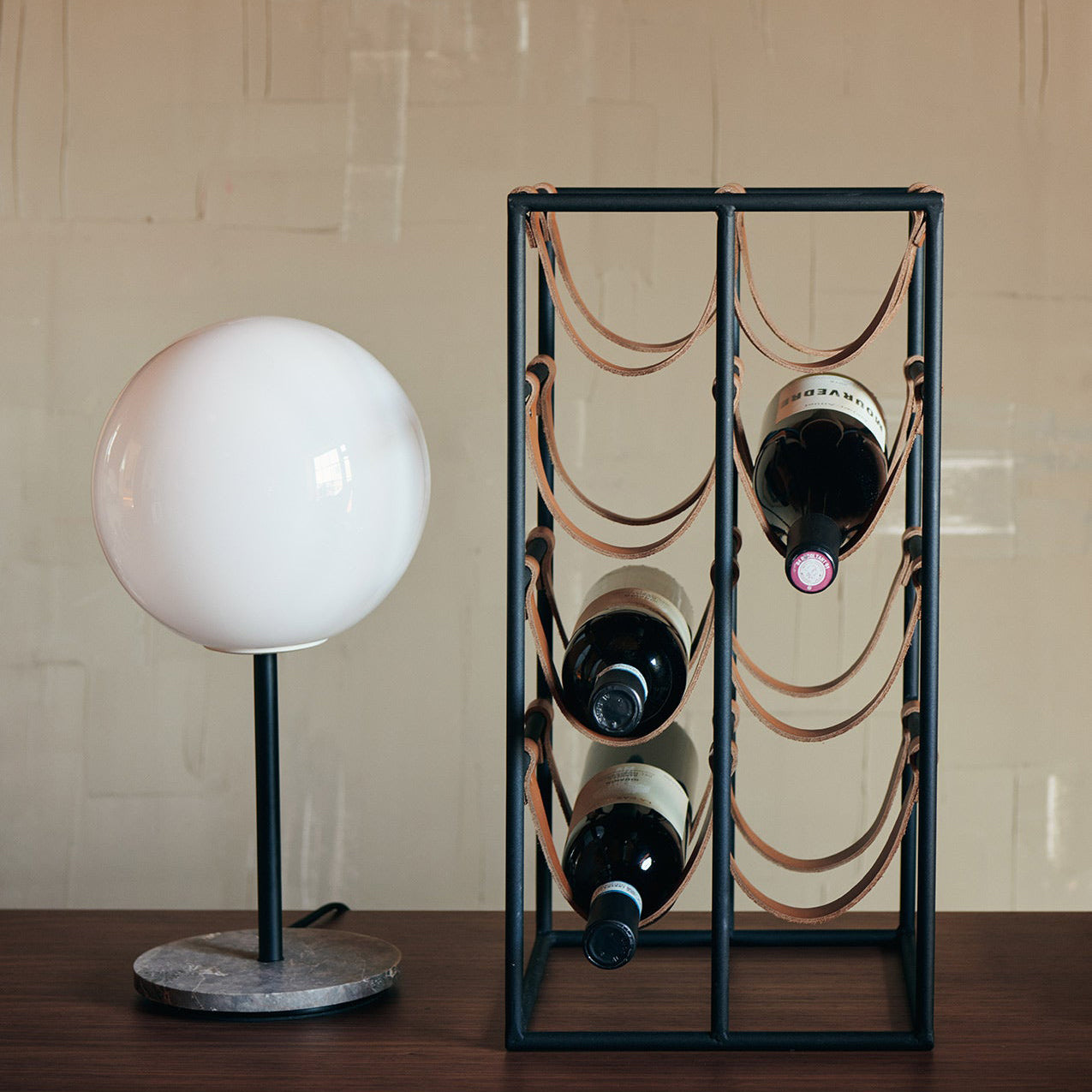 TR Bulb Table Lamp