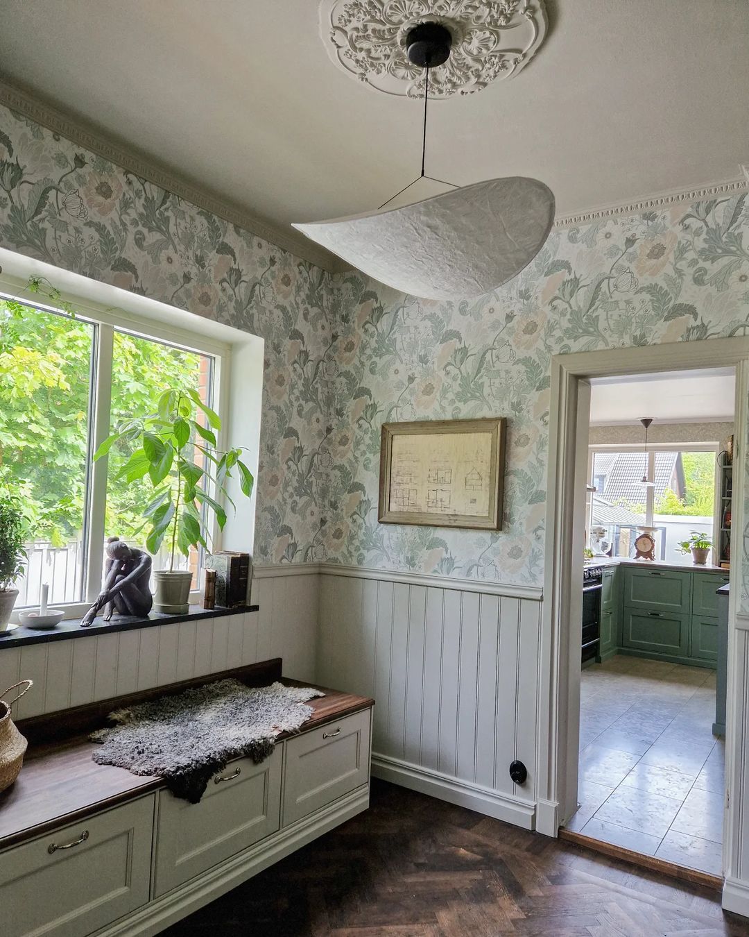 Tense Pendant Lamp