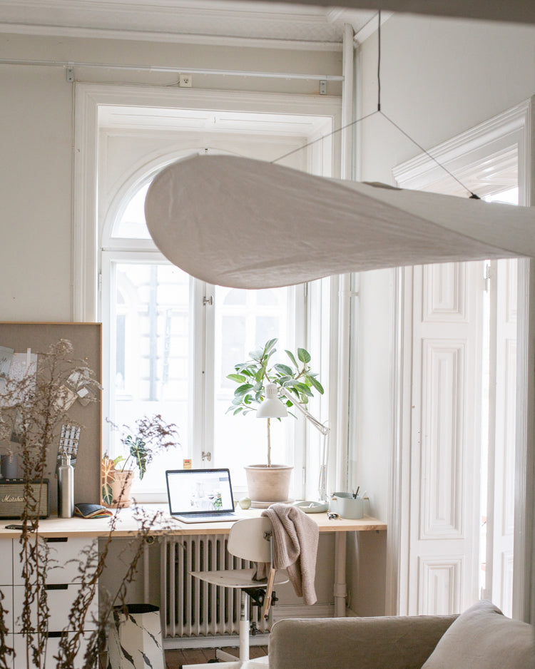 Tense Pendant Lamp