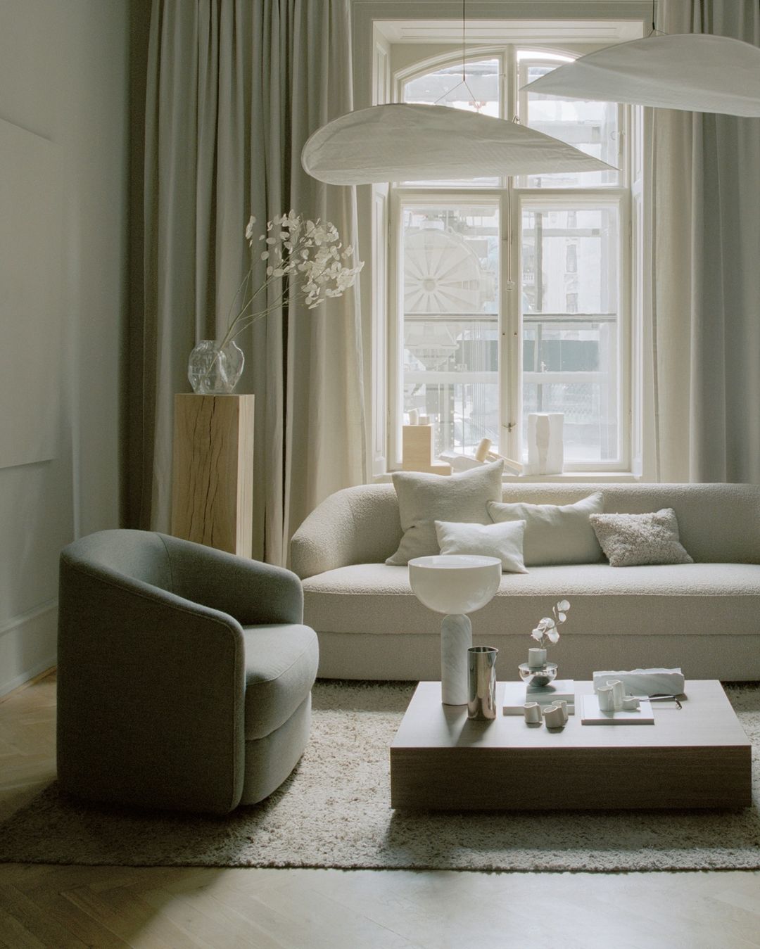 Tense Pendant Lamp