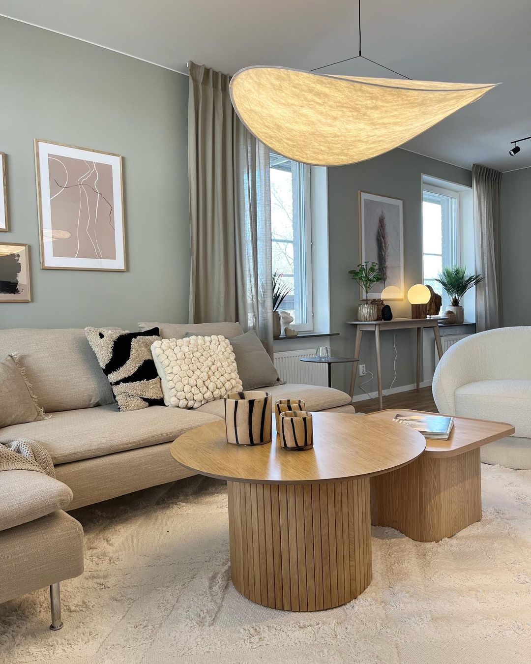 Tense Pendant Lamp