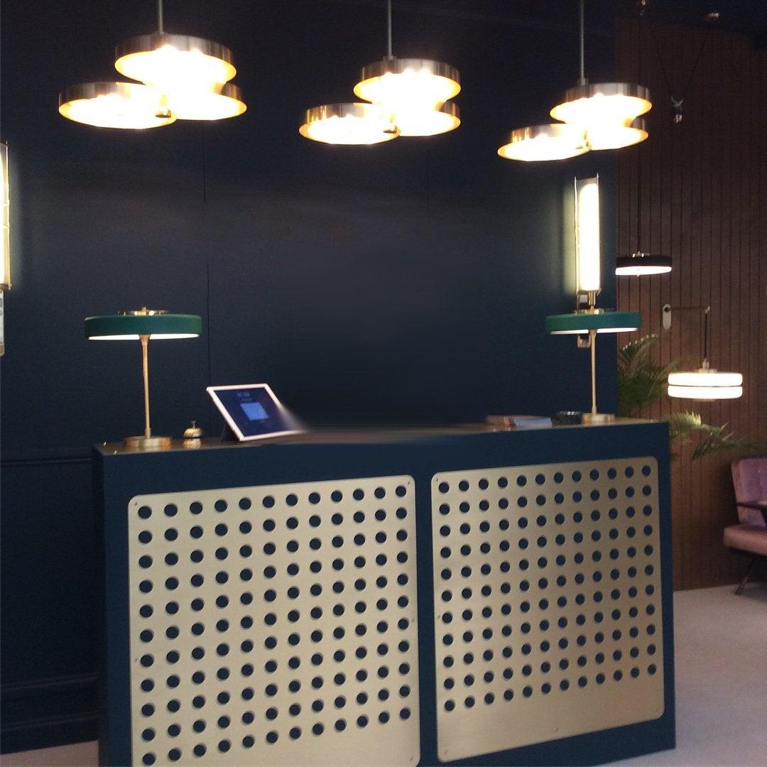 Triarc pendant light