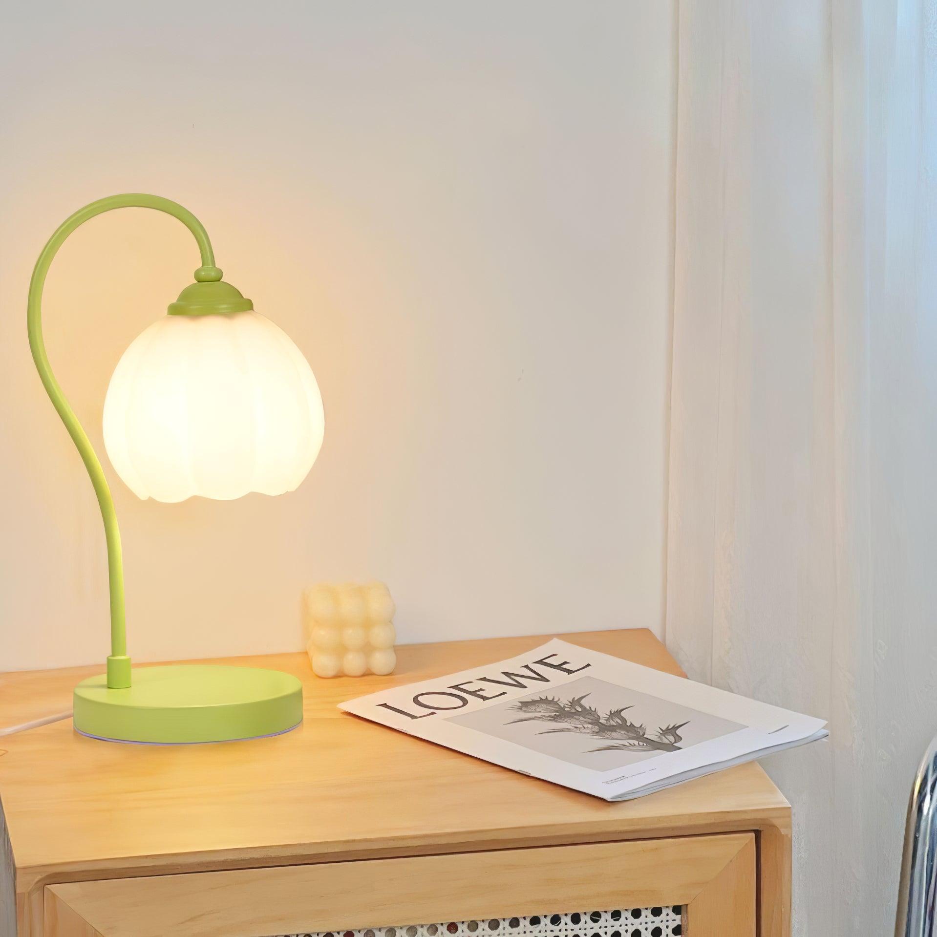 Tulip Shaped Table Lamp - Decormote