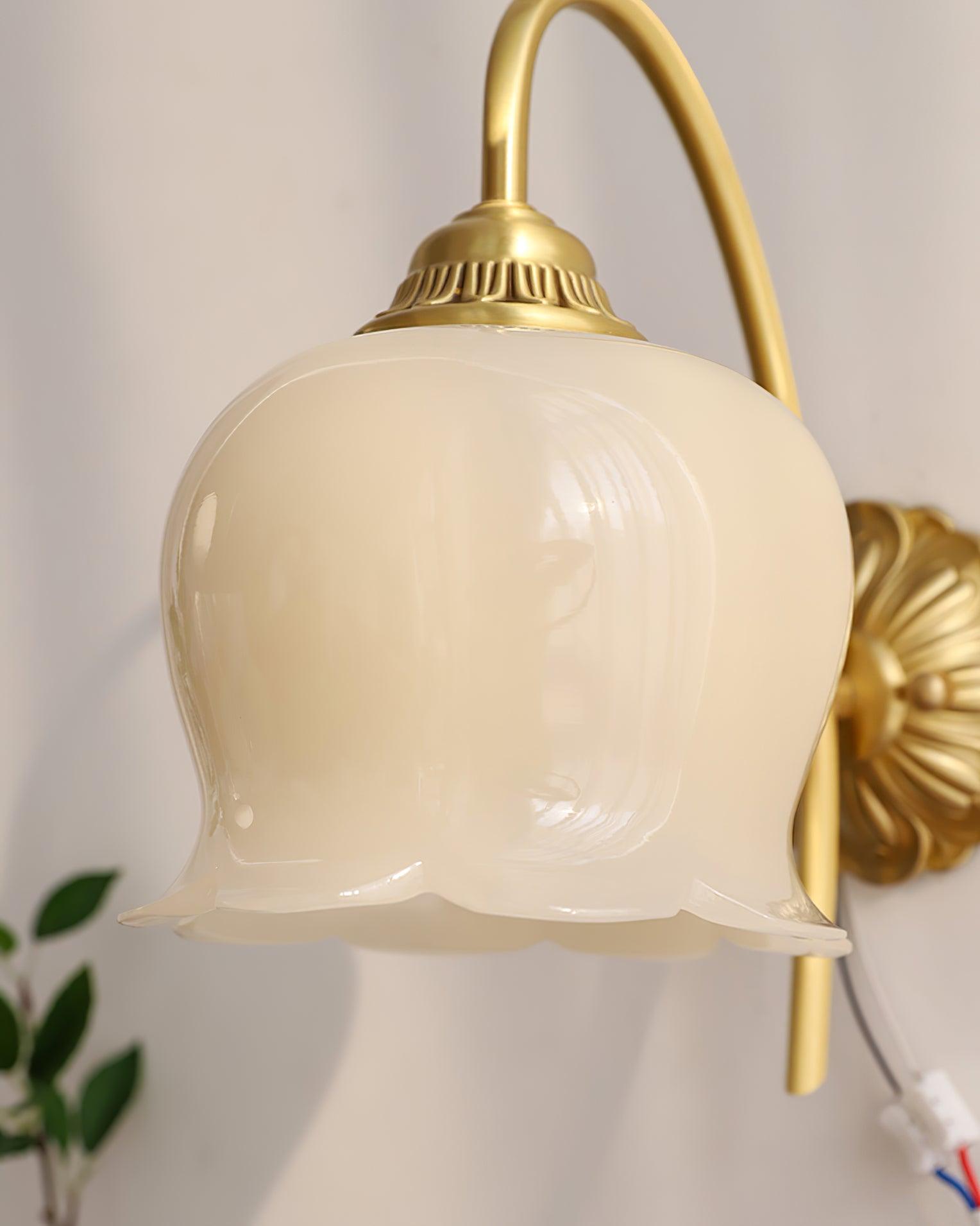 Valley Flower Wall Lamp - Decormote