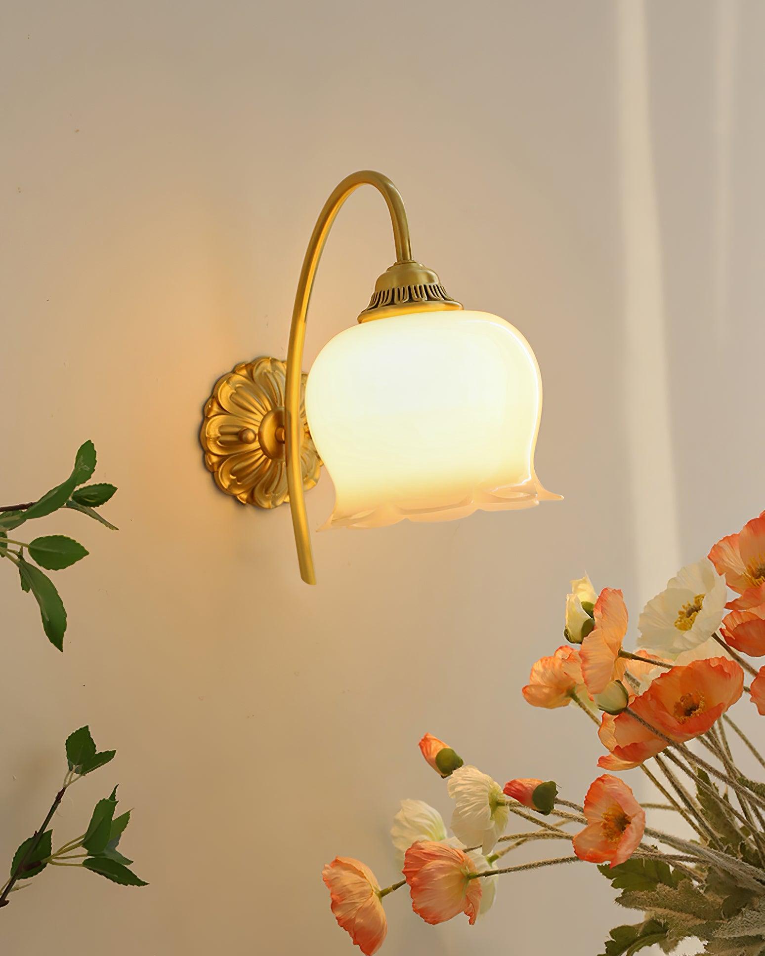 Valley Flower Wall Lamp - Decormote