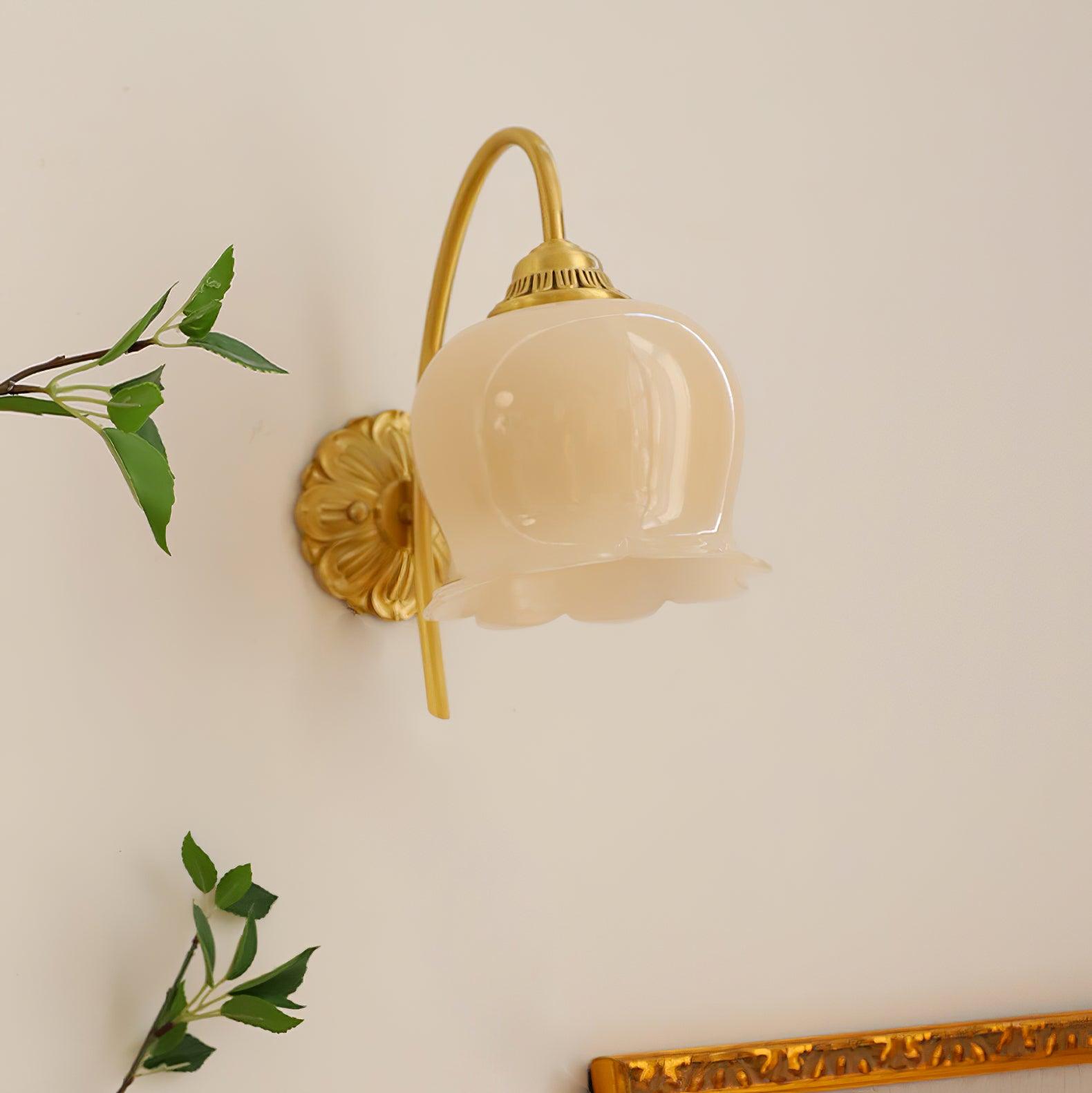 Valley Flower Wall Lamp - Decormote