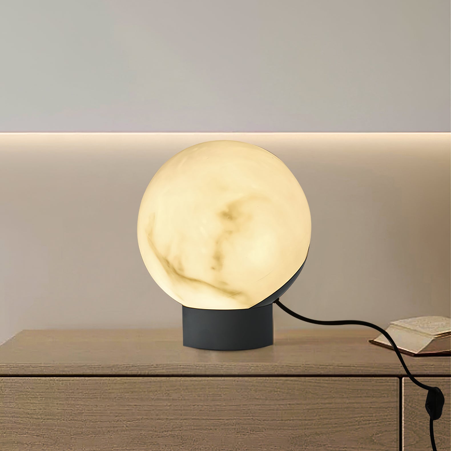 Lampe de table en albâtre Varasteh
