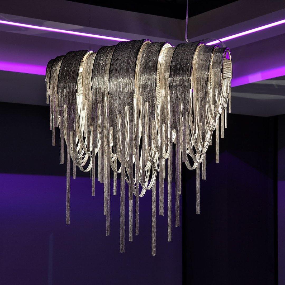 Volver Chandelier