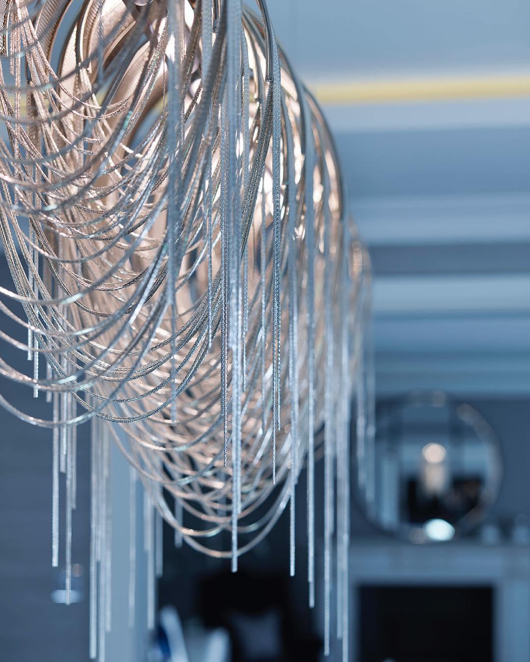 Volver Chandelier