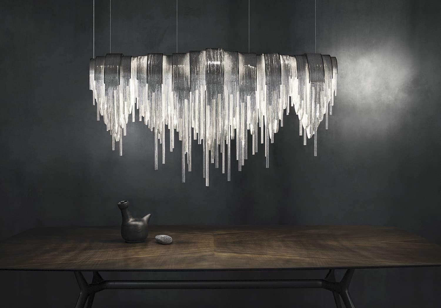 Volver Chandelier