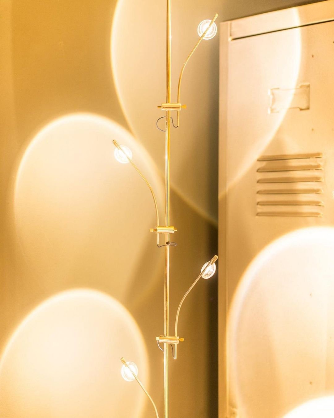 Wa Wa Floor lamp.