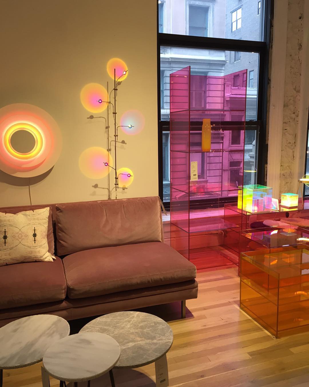 Wa Wa Floor lamp.