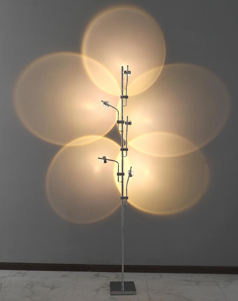 Wa Wa Floor lamp.