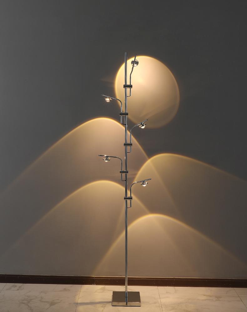 Wa Wa Floor lamp.