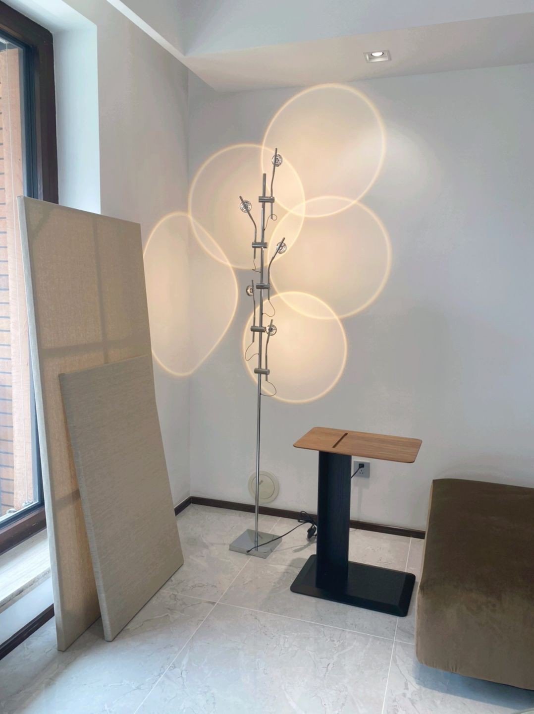 Wa Wa Floor lamp.