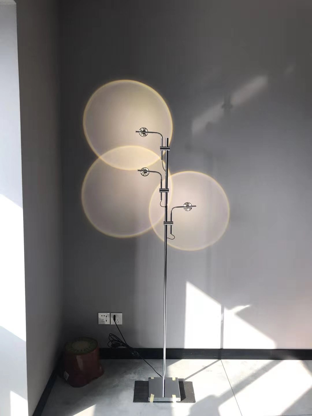 Wa Wa Floor lamp.