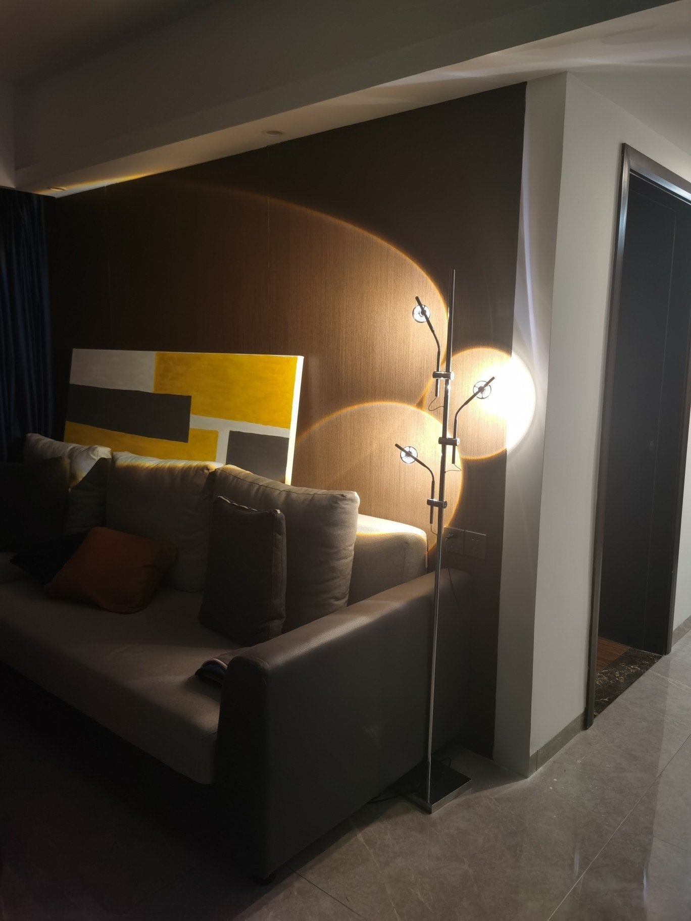 Wa Wa Floor lamp.