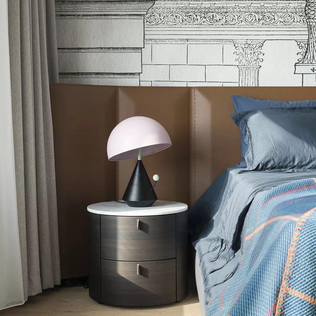 Dali Divina Desk lamp