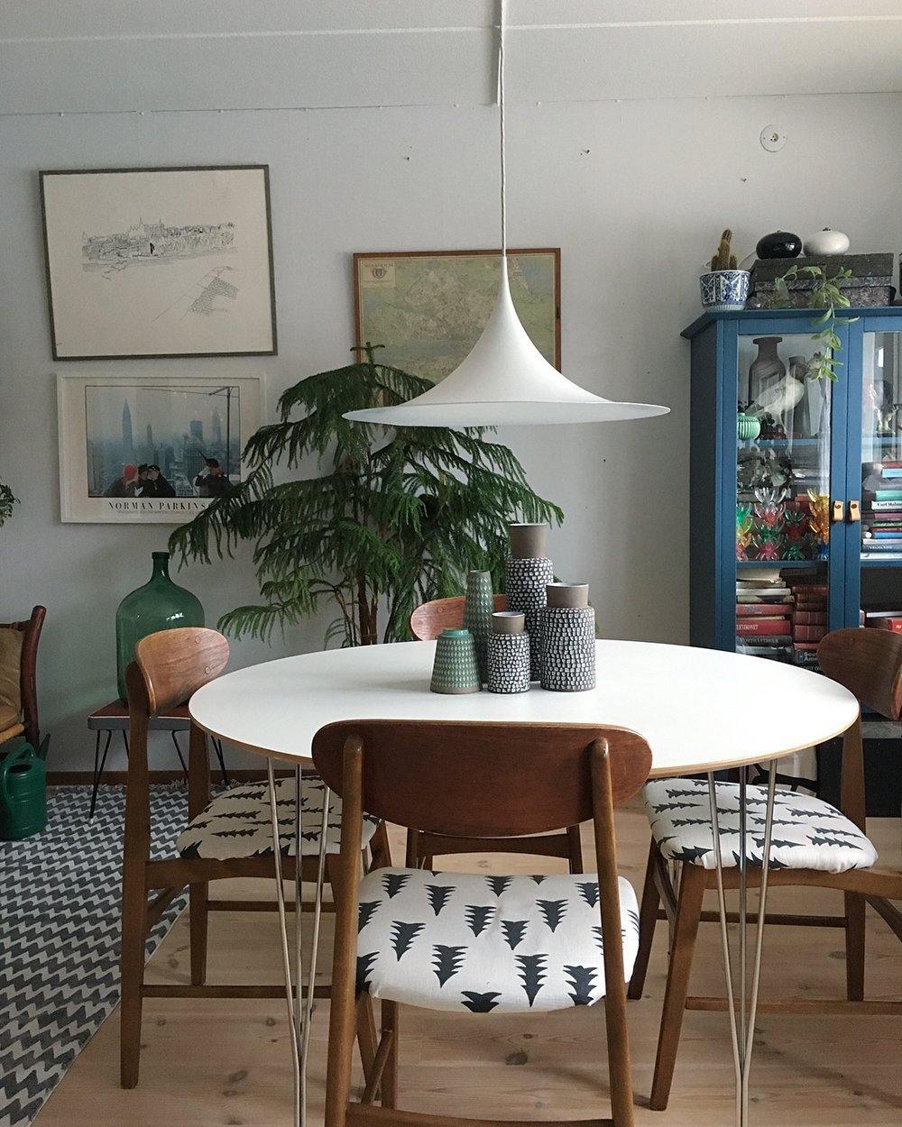 Semi pendant light