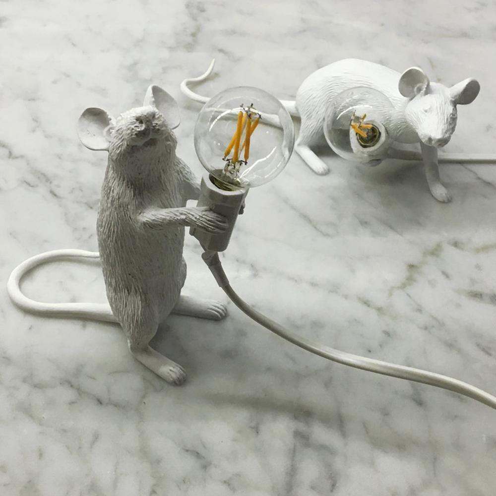 Mouse table lamp