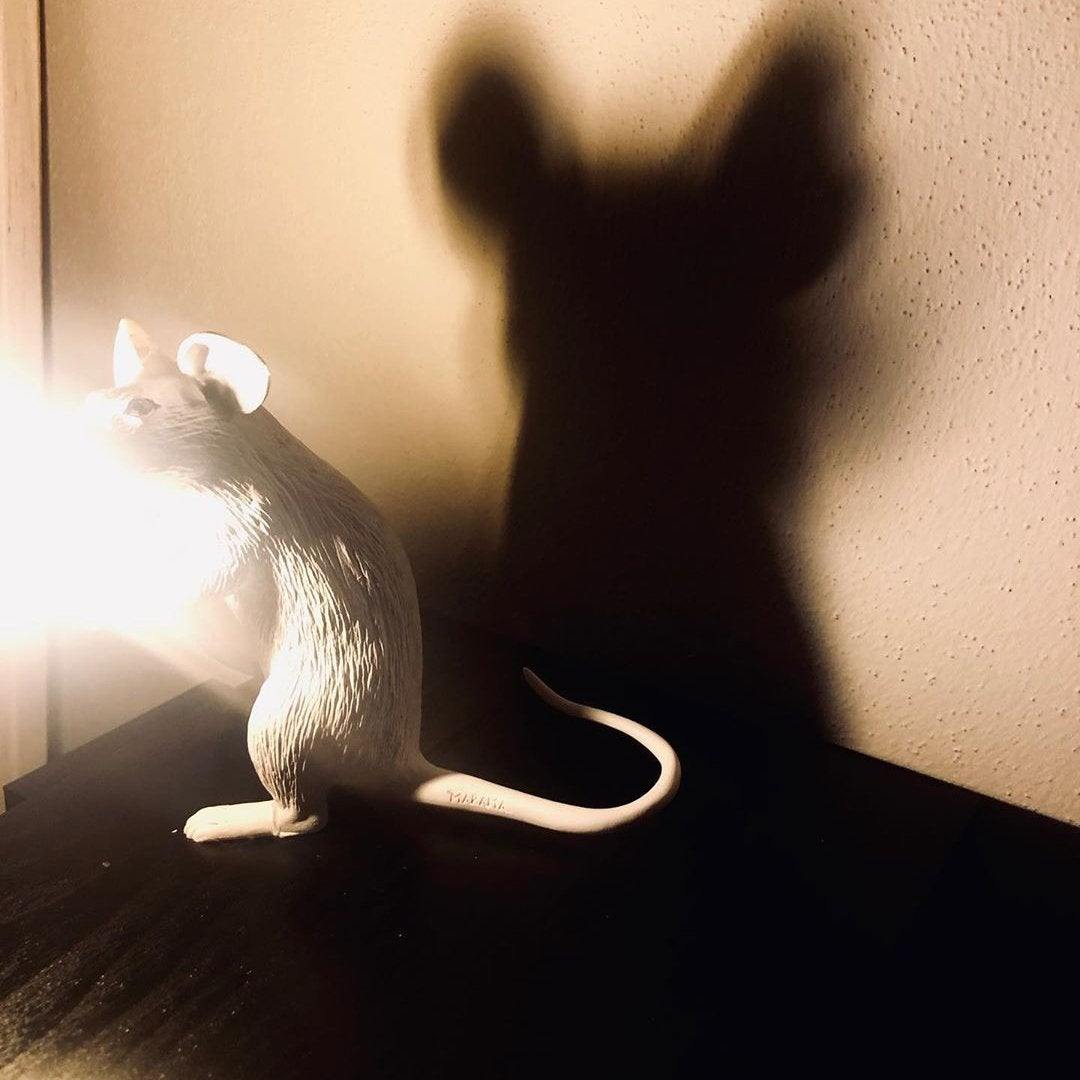 Mouse table lamp