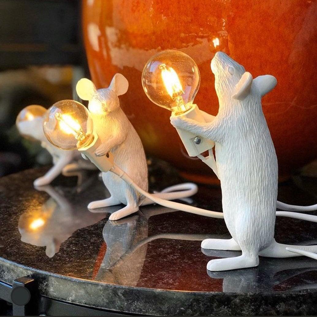Mouse table lamp