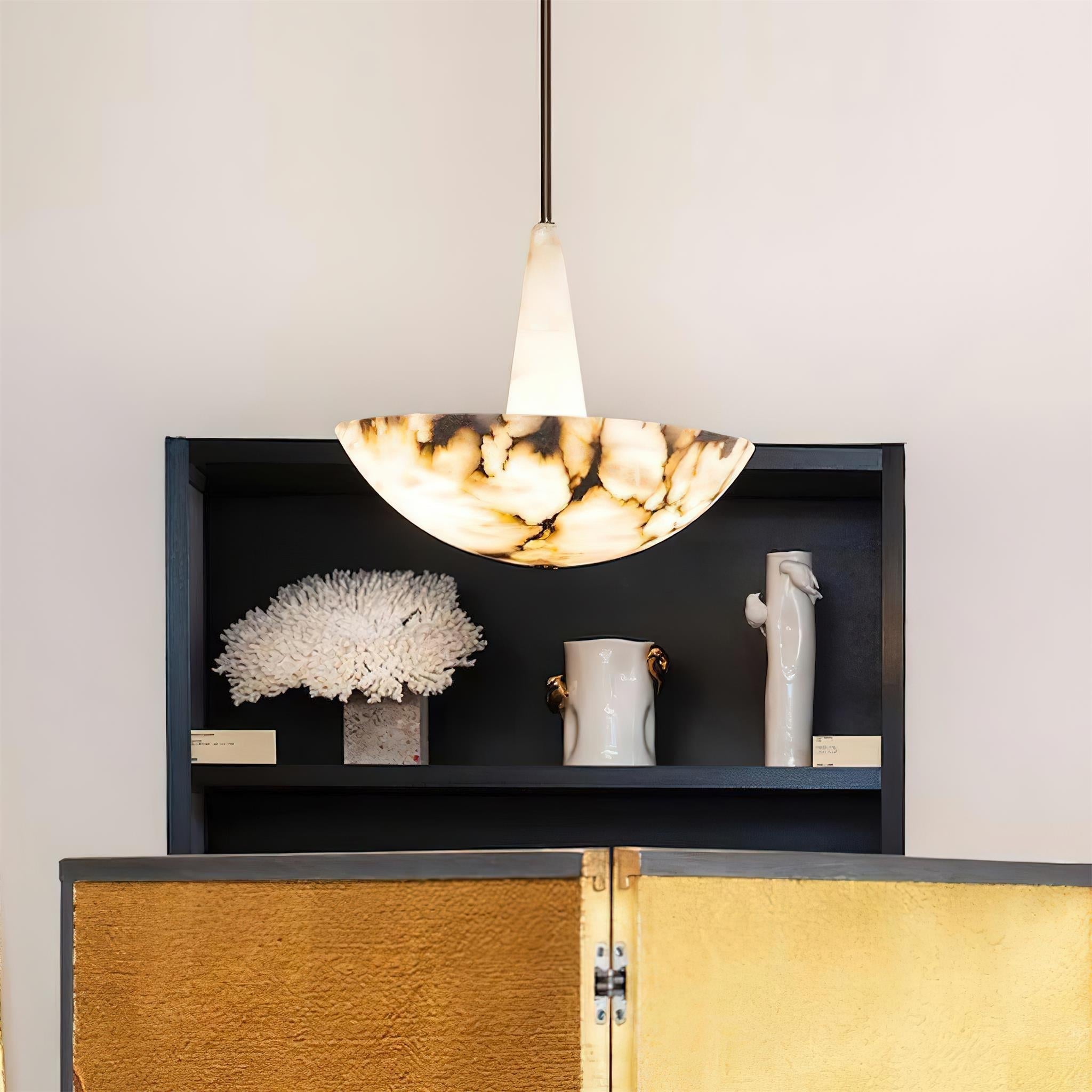 Bathed in Beauty: Alabaster Lighting Gifts for Mom