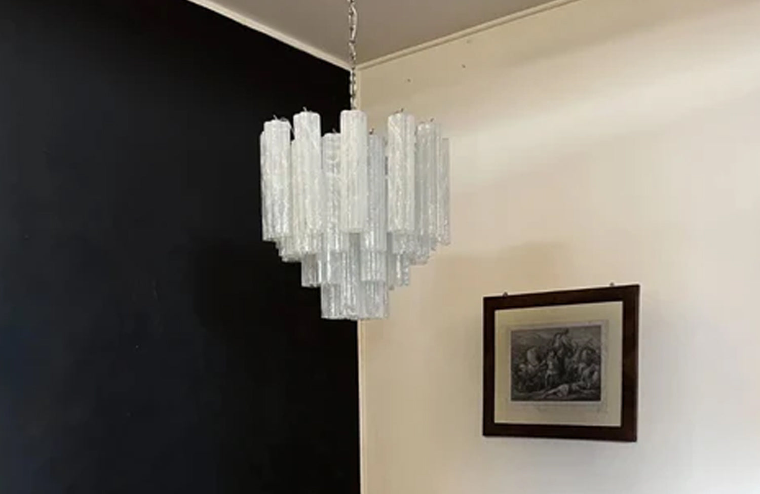 Elevate Your Space with the Holly Murano Glass Chandelier: A Source of Inspiration for Every Environment