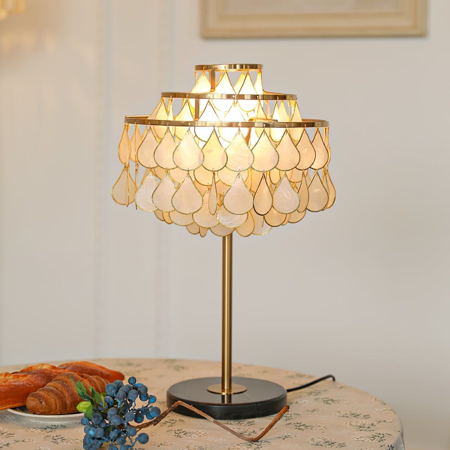 Abbington Shell Table lamp
