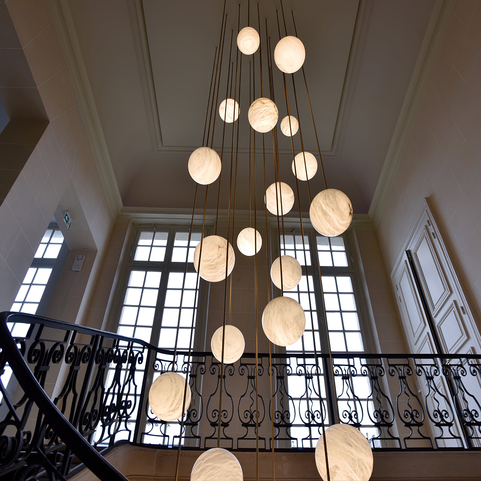 Alabaster Ball suspension lamp