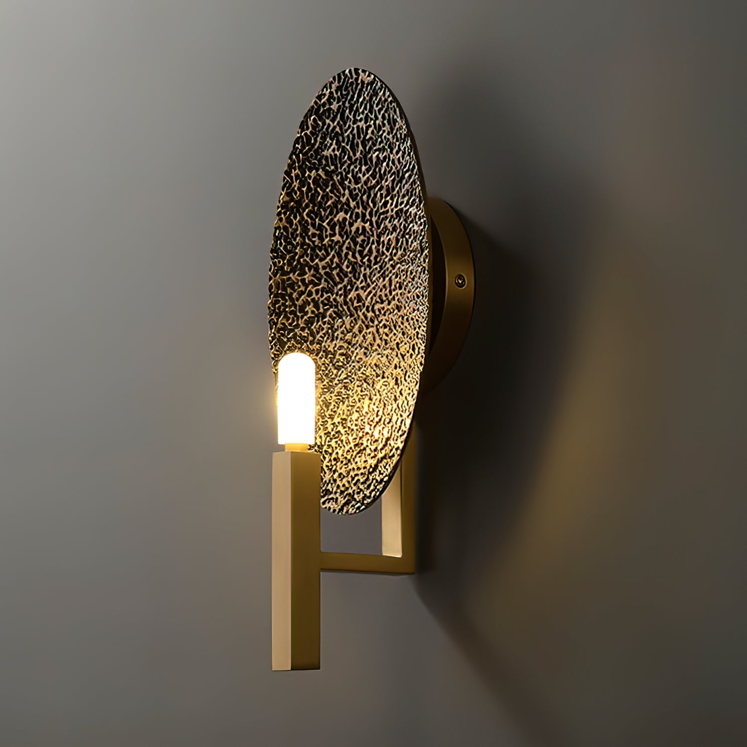 Aprile Wall Light