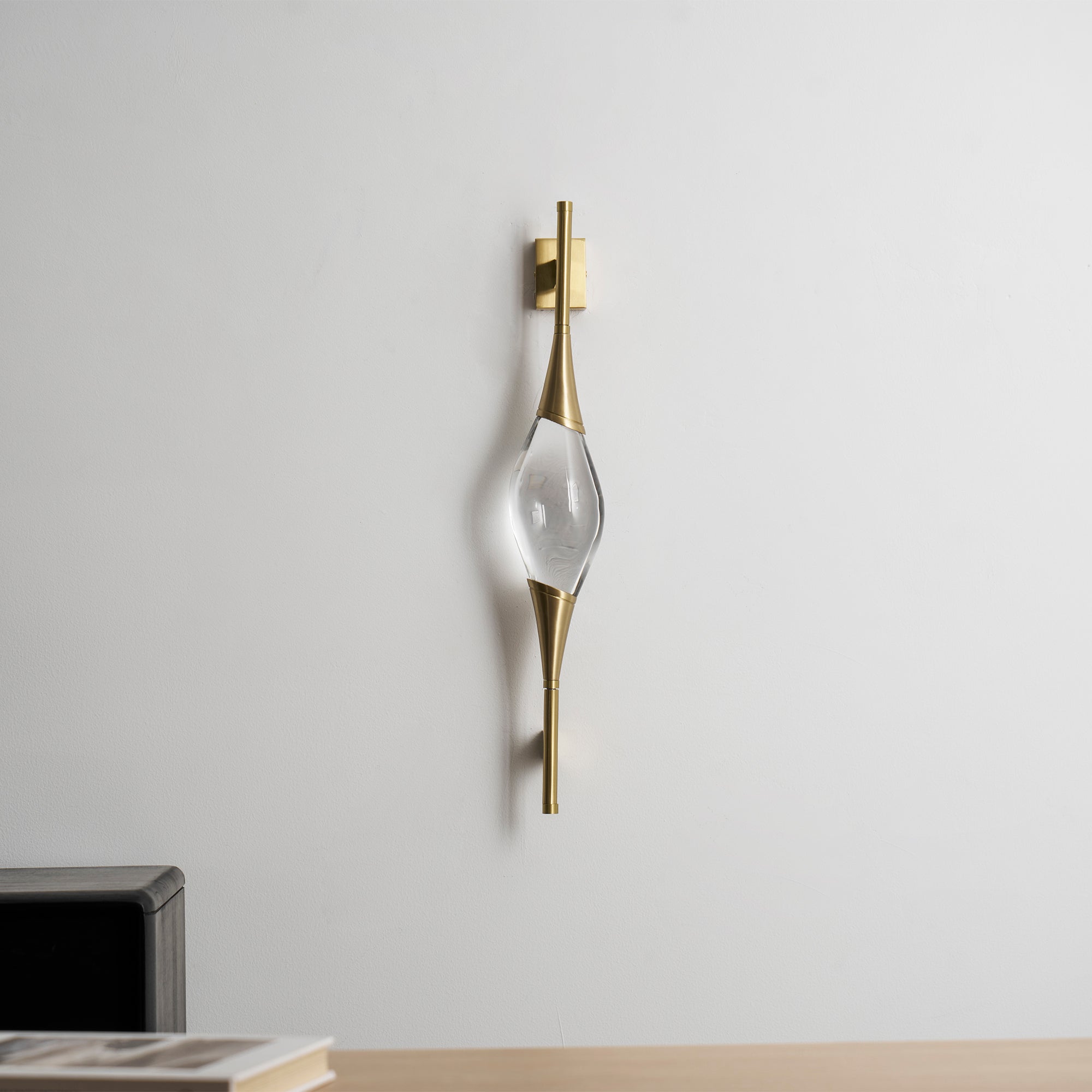 Rayonshine Asher Wall Lamp — Detail View 10