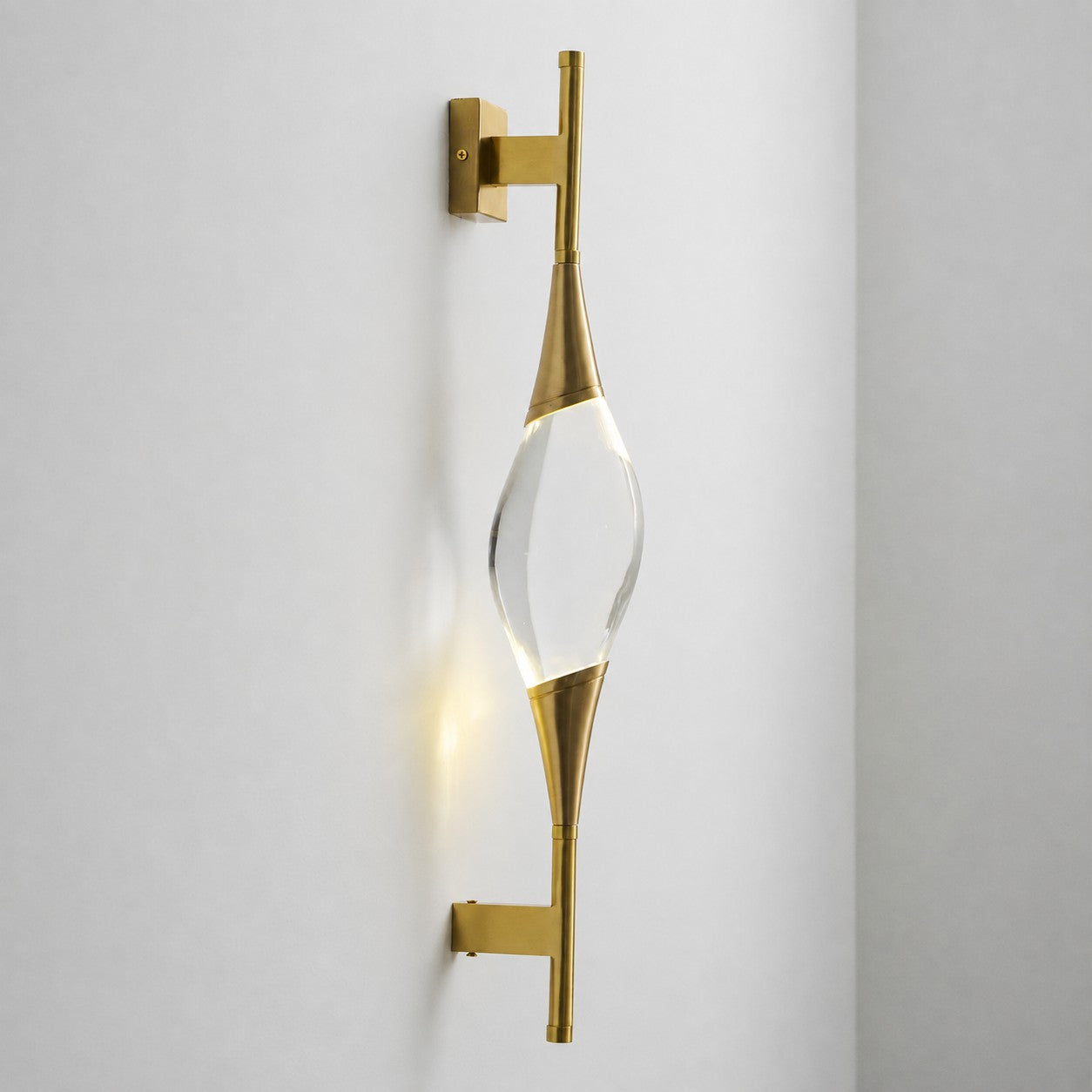 Asher Wall Lamp