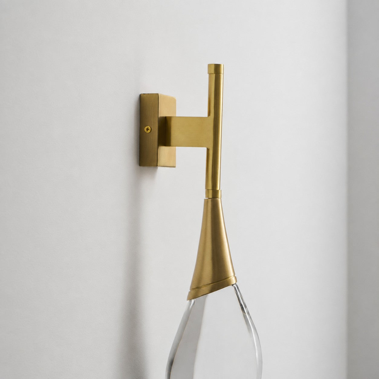 Asher Wall Lamp