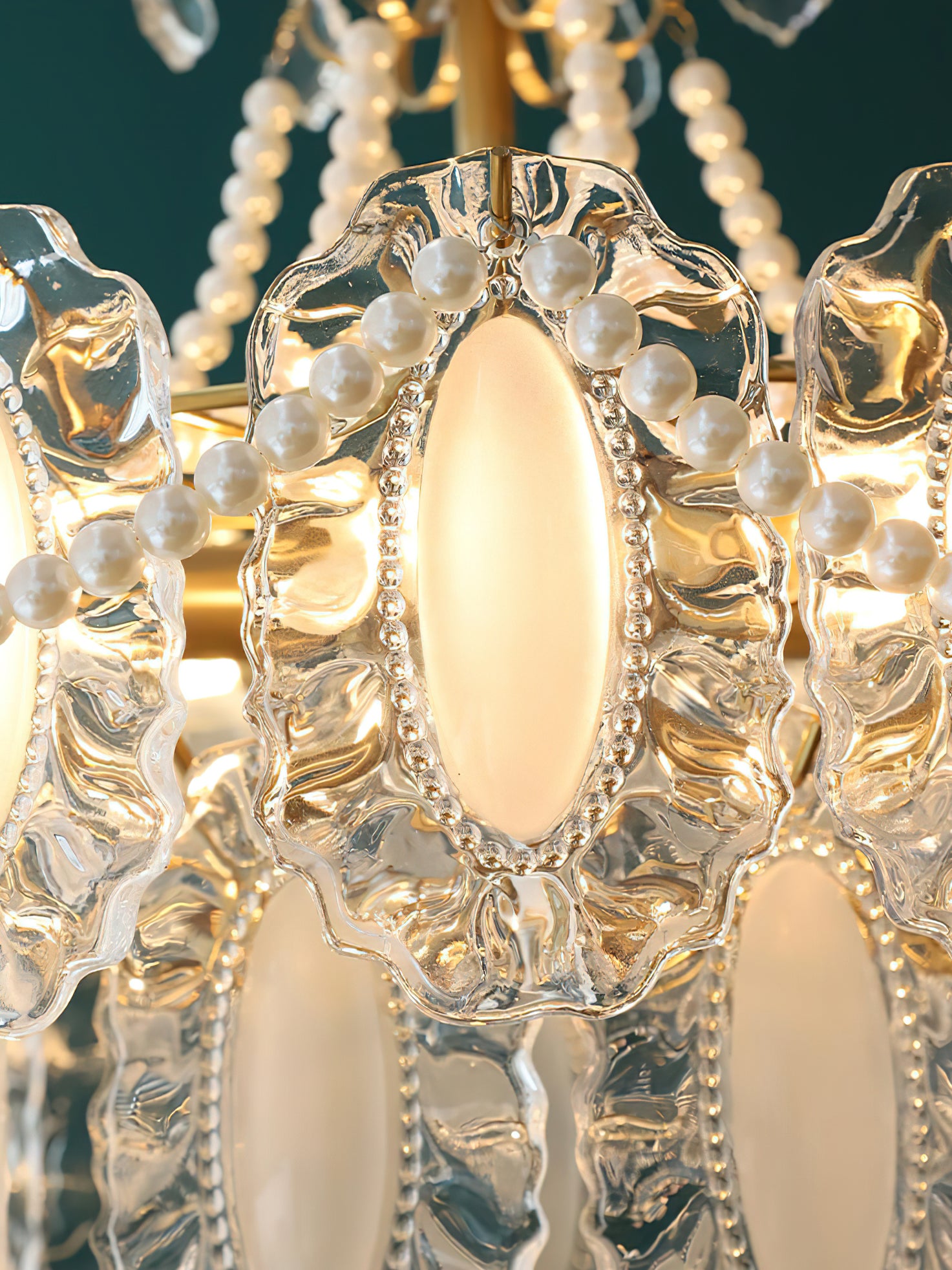 Aura Wave Pearl Chandelier