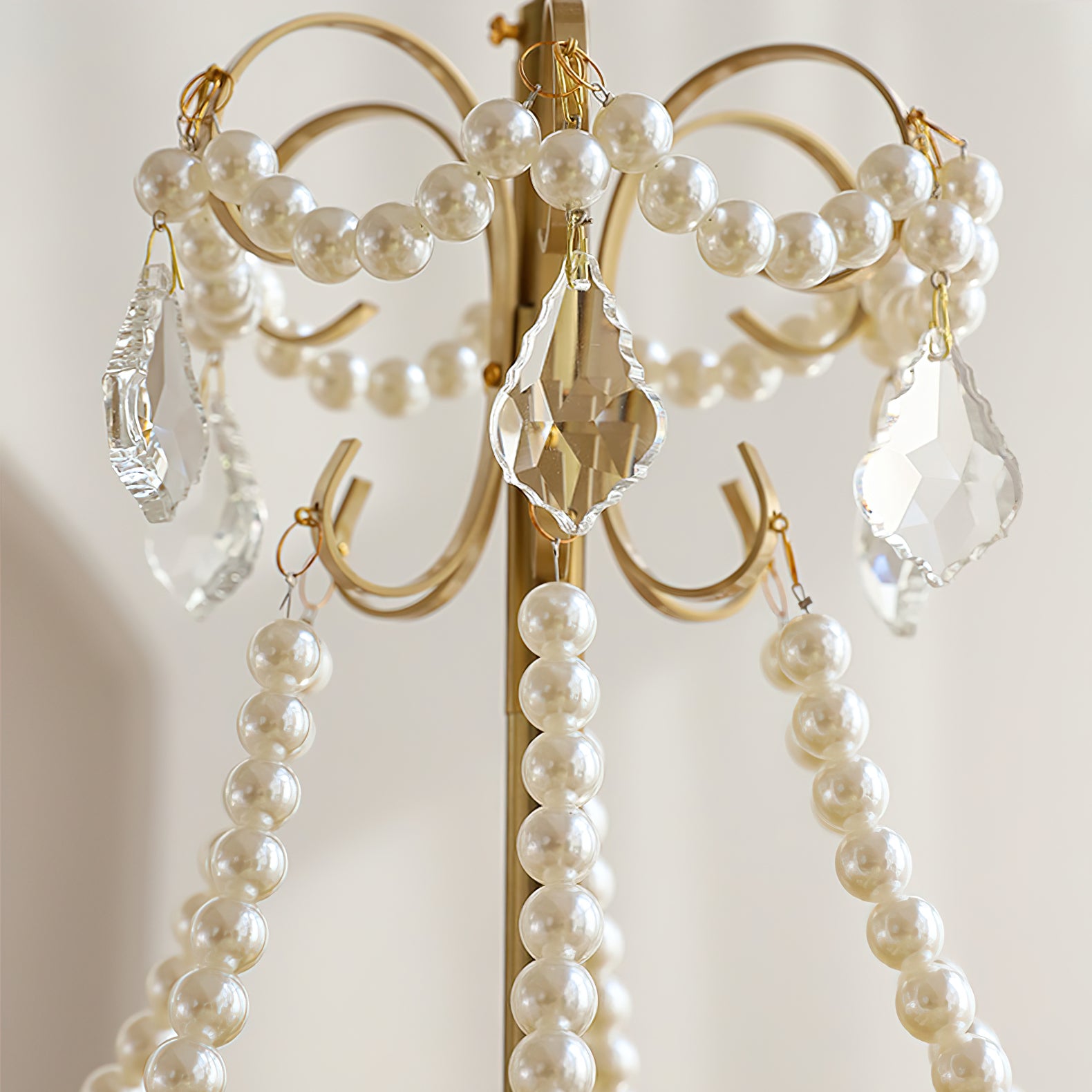 Aura Wave Pearl Chandelier