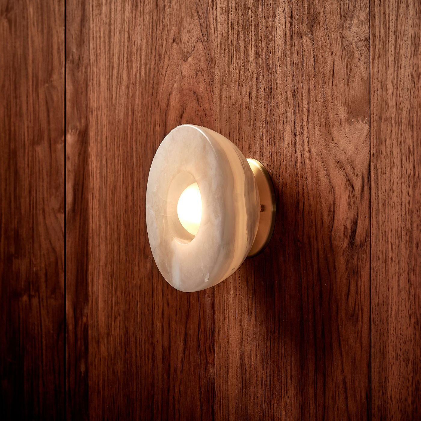 Aurelia Sconce