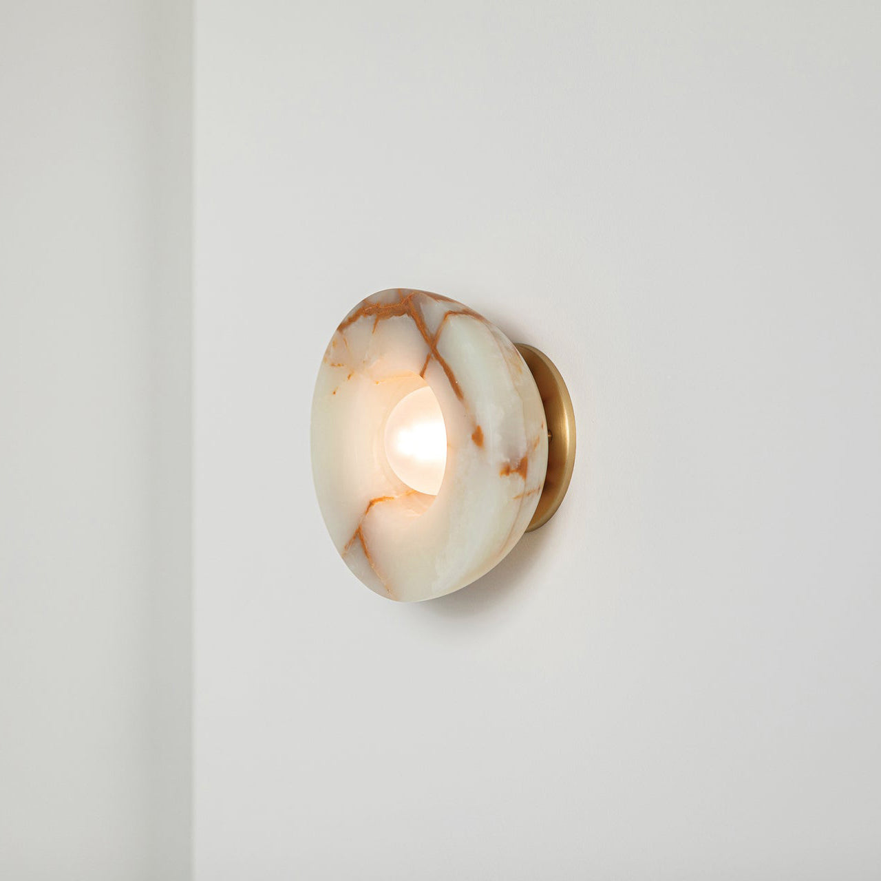 Aurelia Sconce