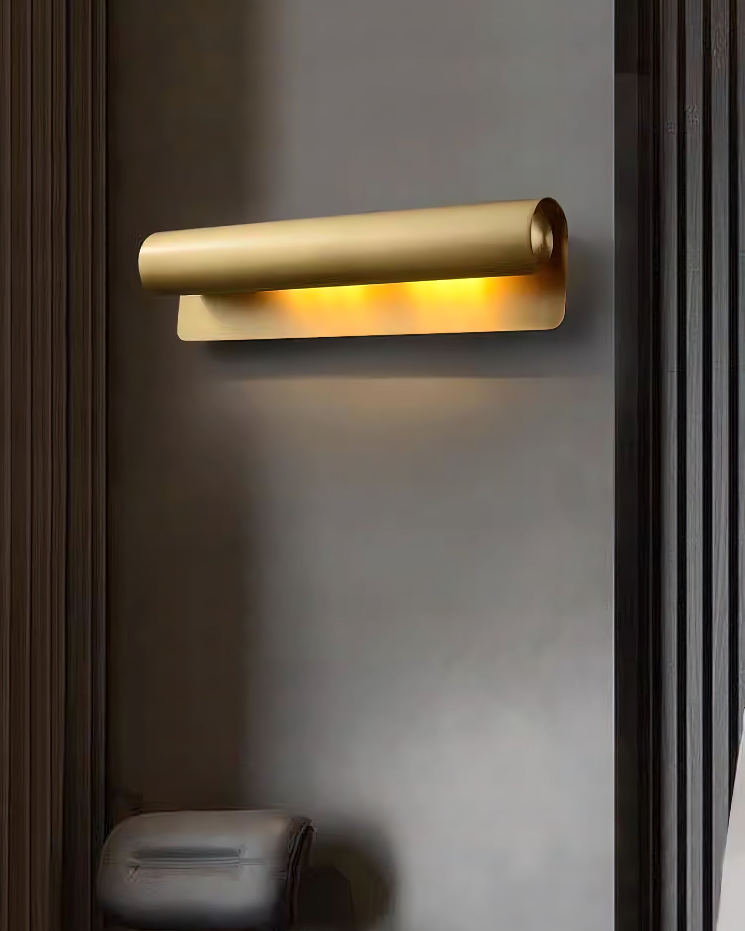 Bailey Wall Light