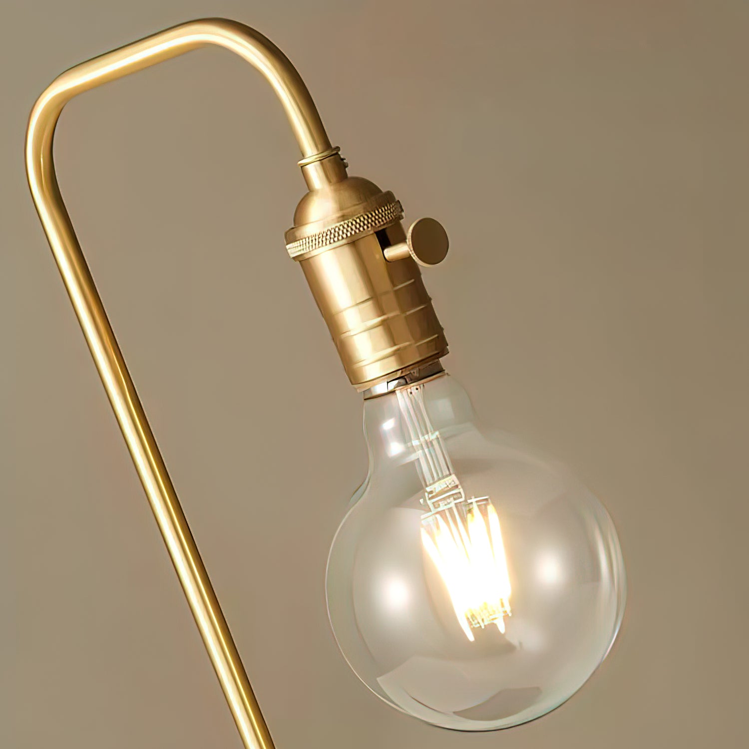 Celio table lamp