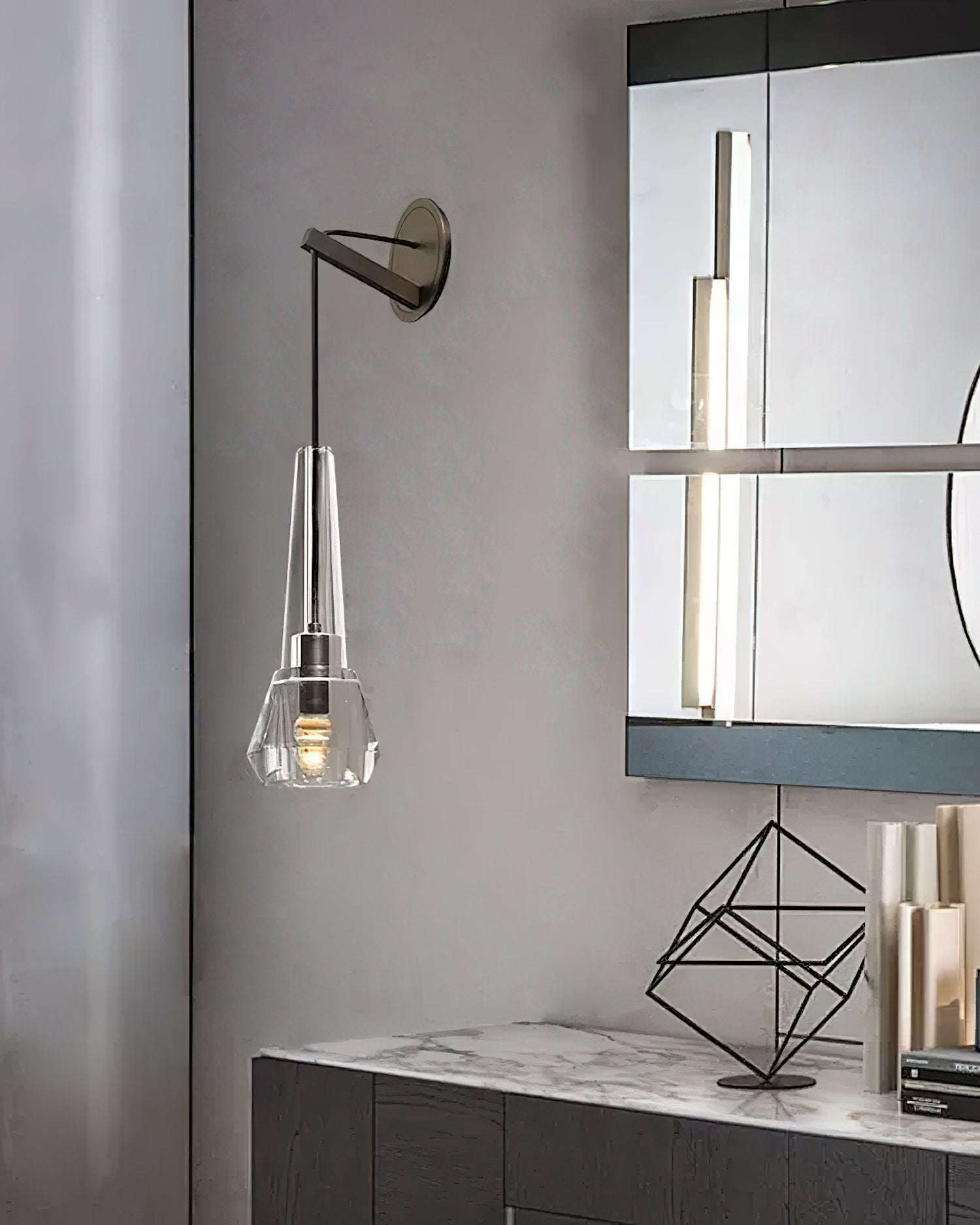 Chamonix Wall Lamp