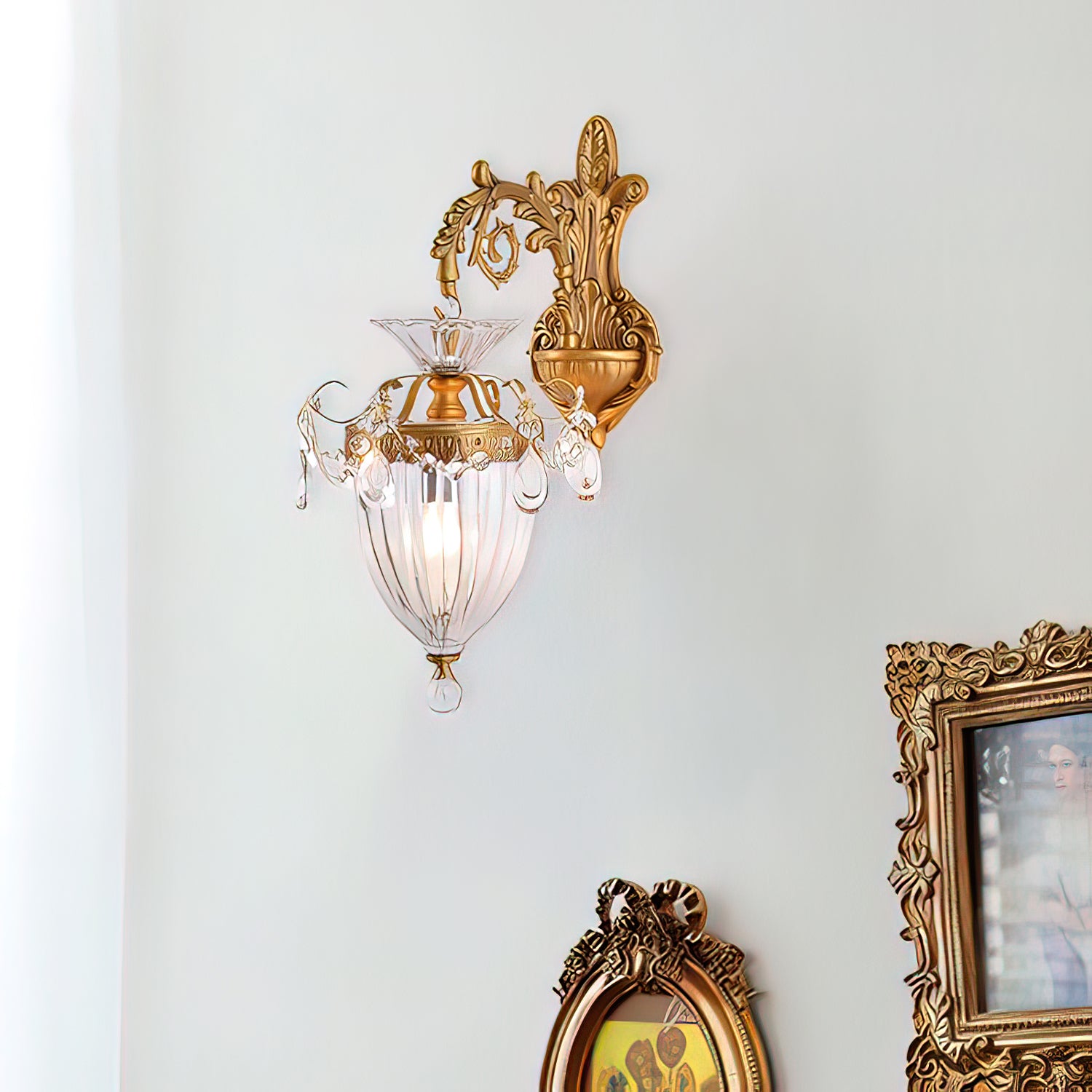 Emiliana Wall Lamp