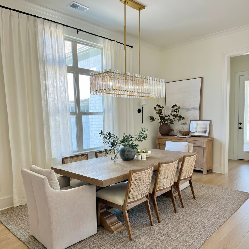 Engaveric Chandelier