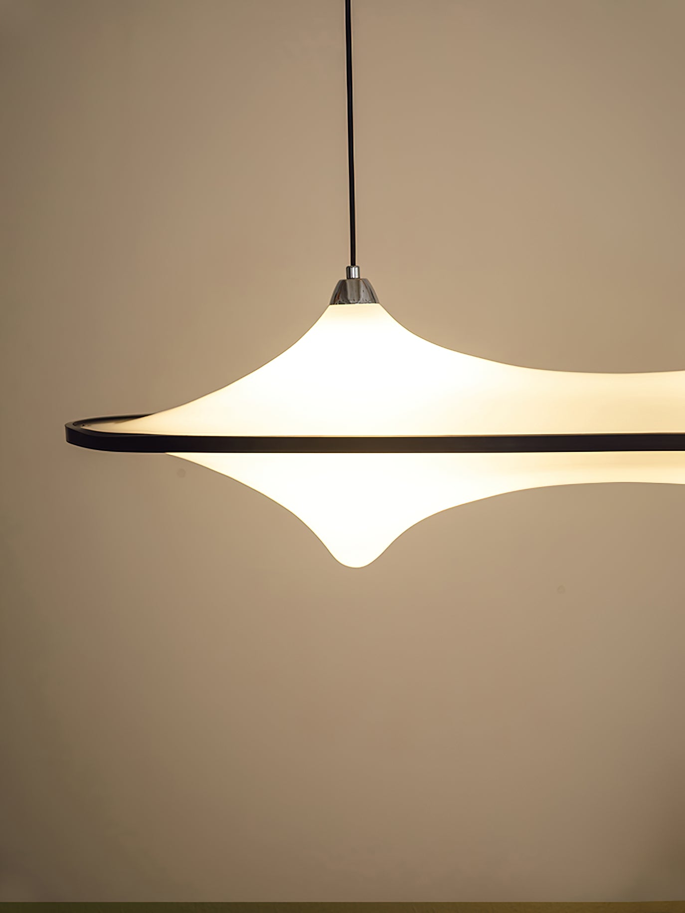 Horizontal Foggy Saucer Pendant Lamp