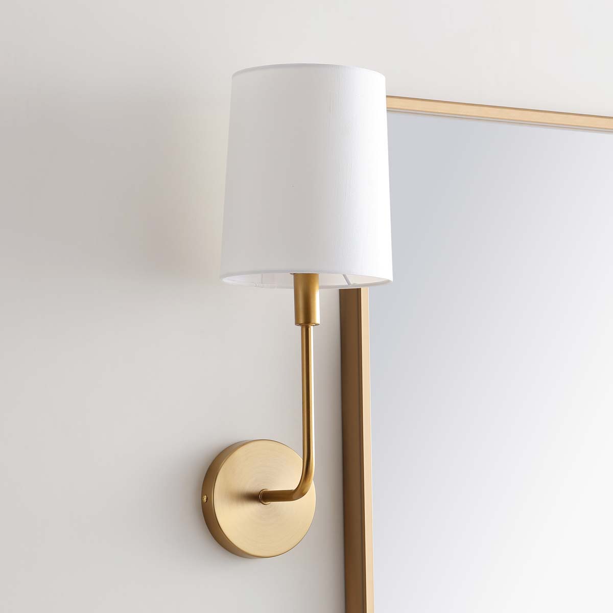 Jaxson Wall Lamp